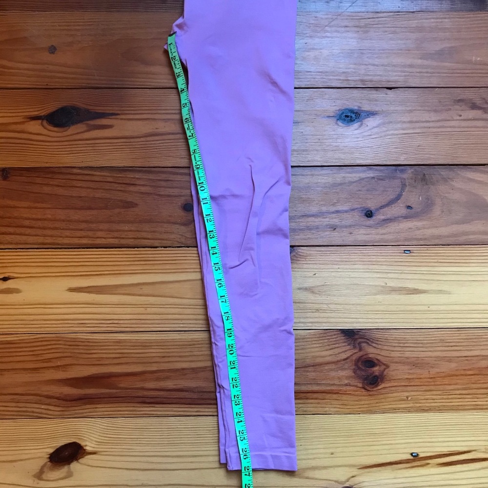 Gymshark Light Purple Lilac Leggings, EUC, S - Picture 8 of 13